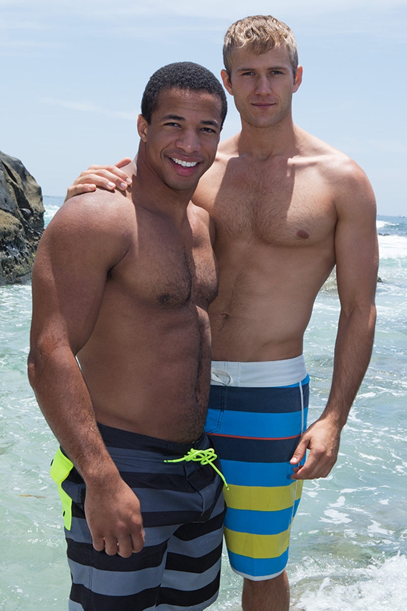 SeanCody-airy-chested-muscle-guys-sexy-black-hunk-Chad-bareback-fucks-white-hunk-thick-dick-inter-racial-fucking-004-tube-download-torrent-gallery-photo